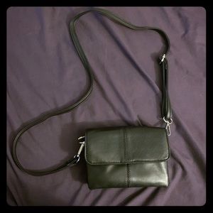 Wilson’s leather black crossbody